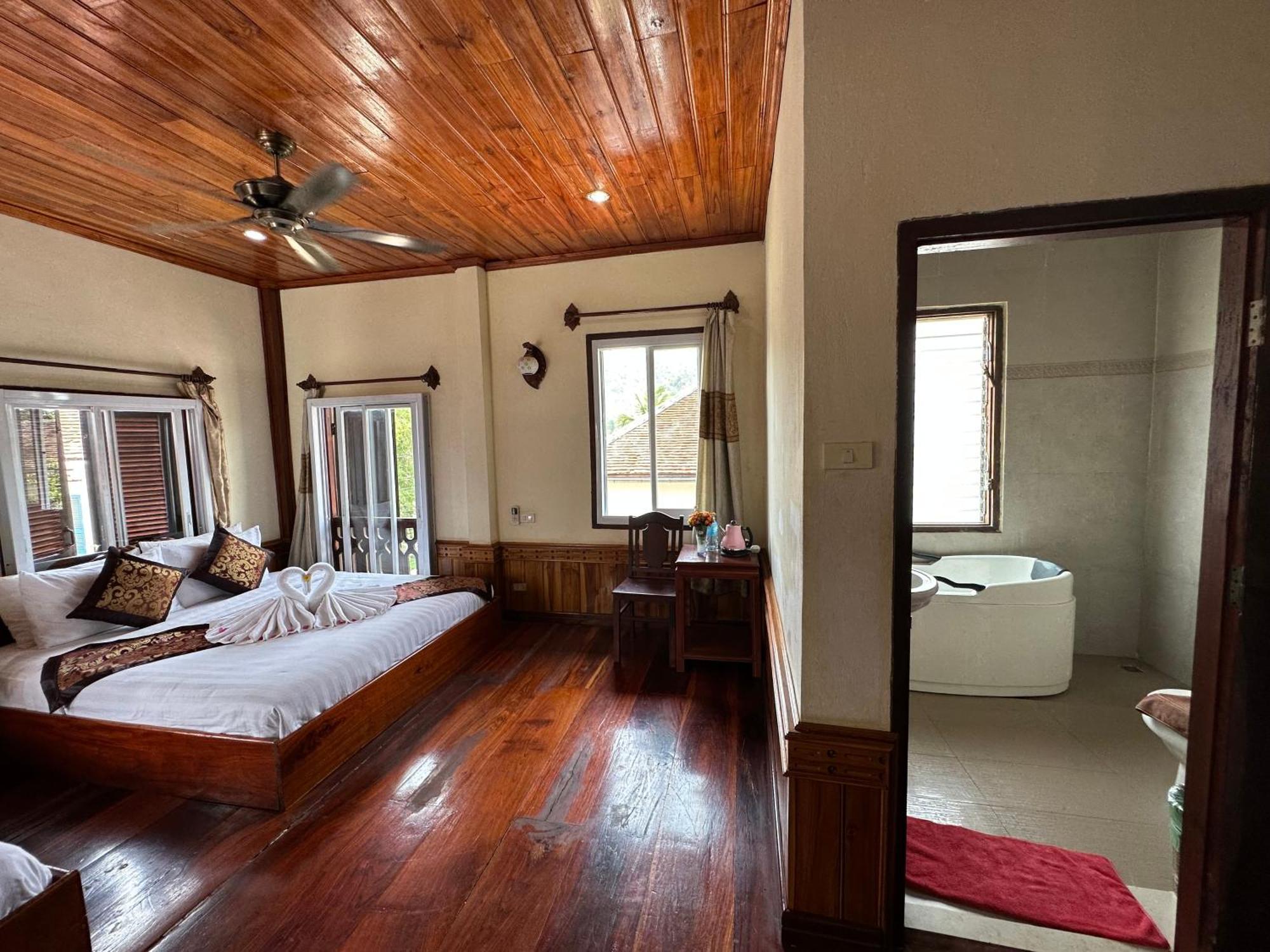 Villa Thida Mekong Riverside 루앙프라방 외부 사진