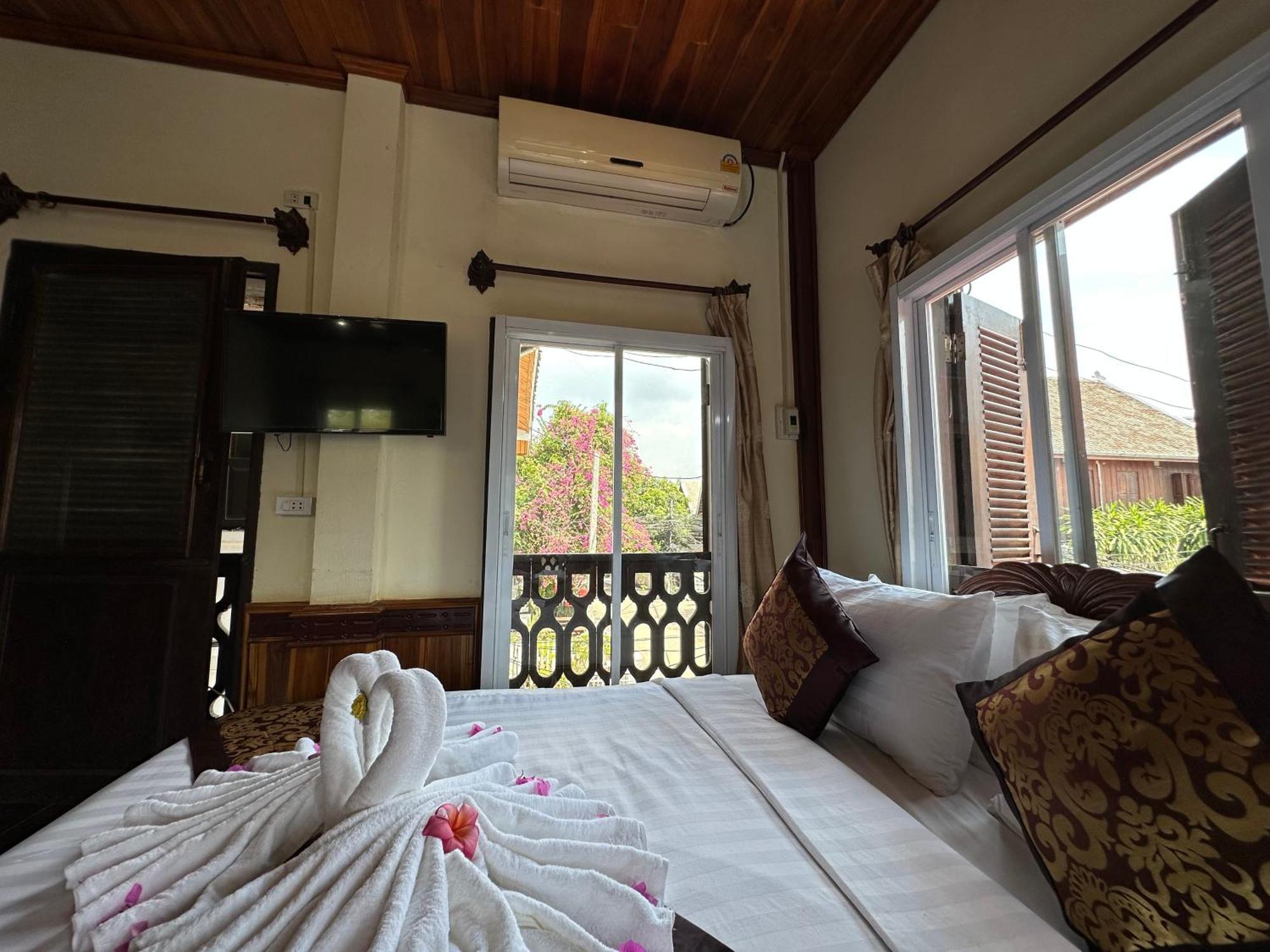 Villa Thida Mekong Riverside 루앙프라방 외부 사진